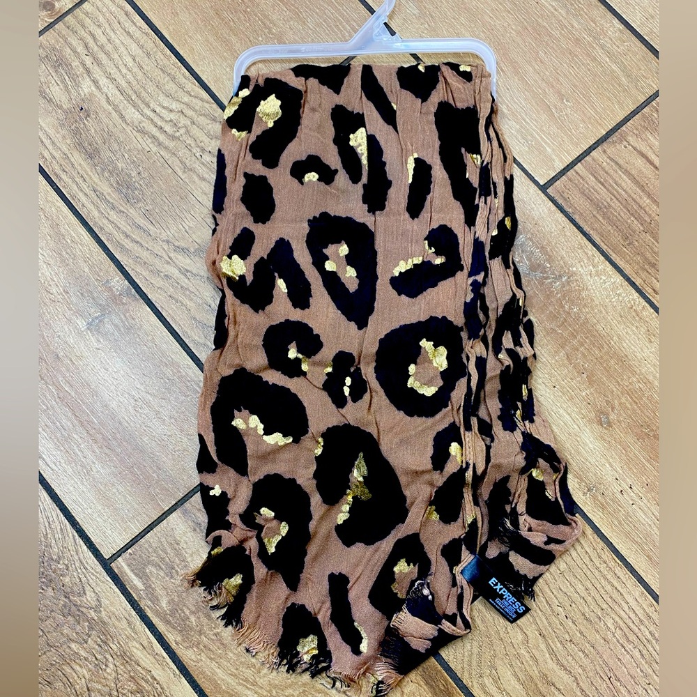 Leopard Scarf
